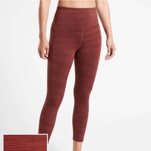 Athleta Elation Textured 7/8 Tight Leggings
Size Medium Tall Dried Cinnamon